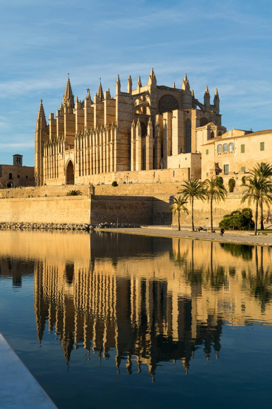 What Is lyvostays? A New Era of Luxury Villa Rentals in Mallorca