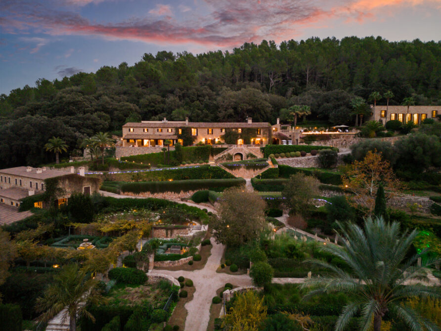 Almond Valley Mallorca: Discover Lyvostays First Luxury Villa